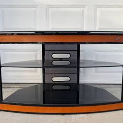 New TV Stand Dimensions:43”(W)x19”(D)x22”(H