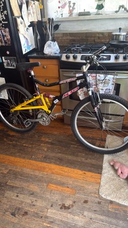 26” Haro extreme full suspension mountain bike $50 obo