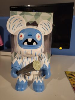 Gama Go Yeti Bear Vinyl Figure 