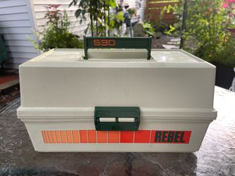 Vintage Rebel Model 530 tackle box