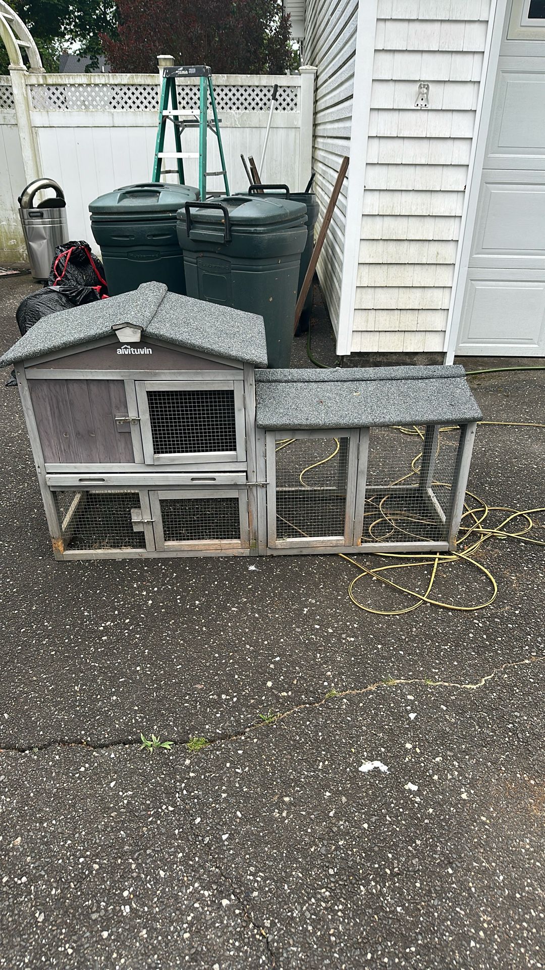 Outdoor Animal Hutch