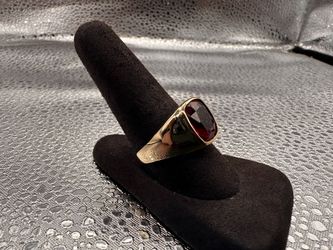 14K Ring with Red Stone 38007-1 sh