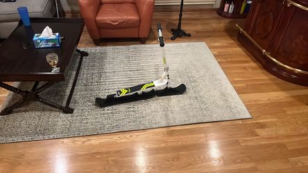 Stiga Snow Kick Snow Scooter Ski Snowbaord Sled Curve- Neon Green/Yellow & Black