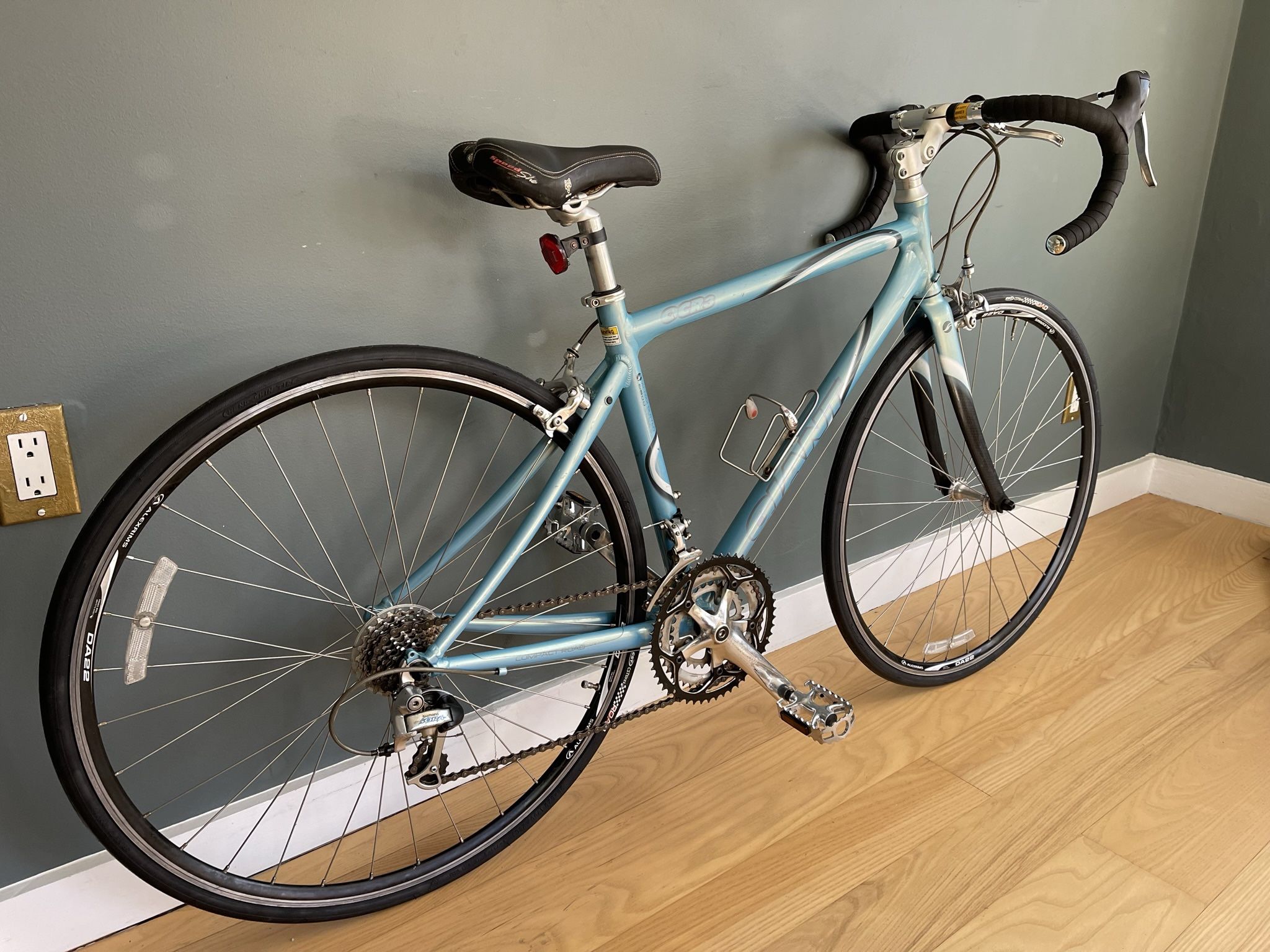 Giant ocr 3 discount women's road bike