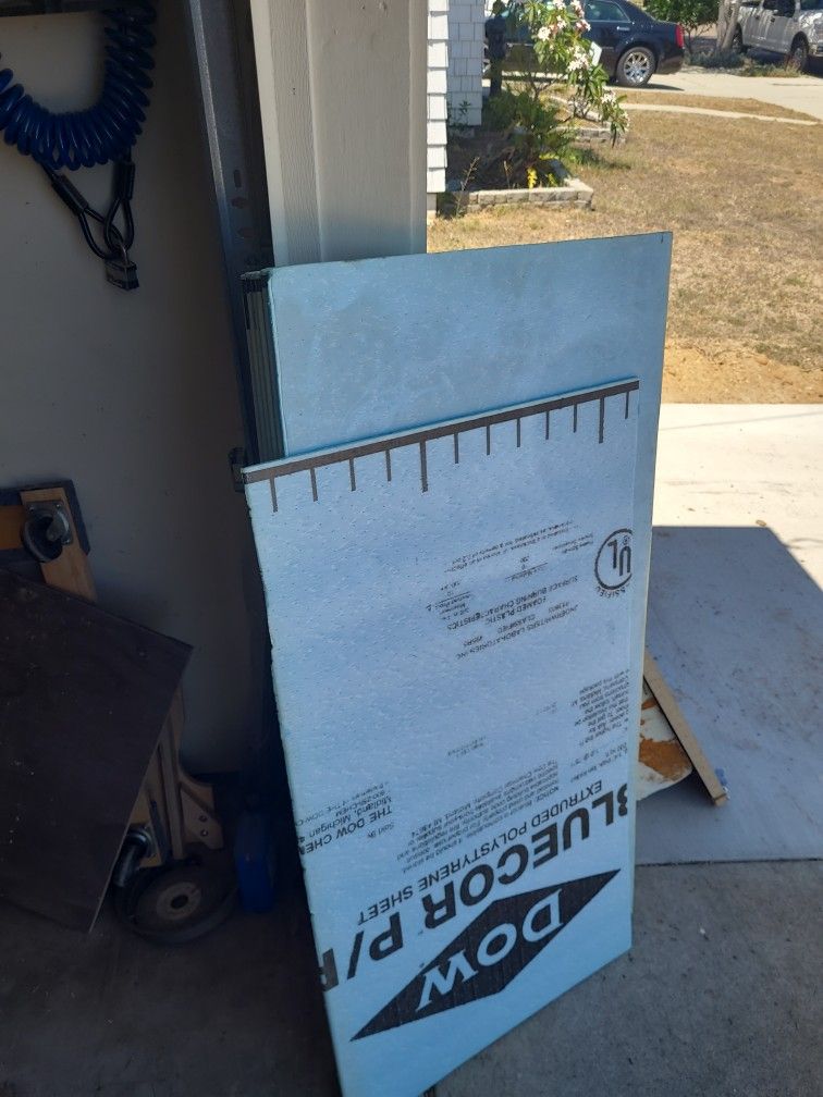 Blue Core Fanfold Foam Sheets