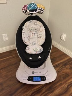 4moms mamaRoo 4 Multi-Motion Baby Swing, Bluetooth Baby Rocker with 5 Unique Motions, Nylon Fabric, Black