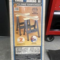 Heavy Duty Folding Sawhorses 