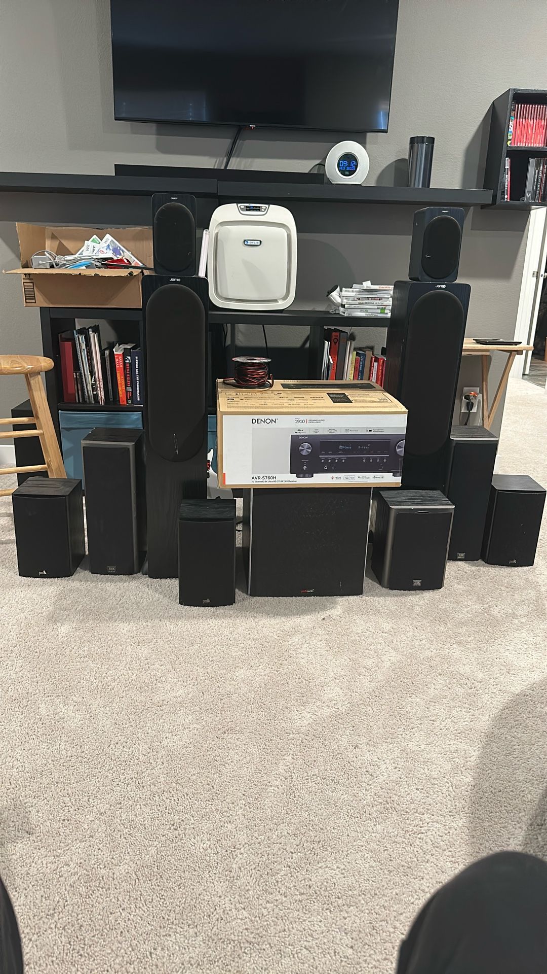 Surround System AVR-S760H With All Of Its Speakers And Base