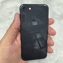 Apple iPhone 8 64GB Unlocked $125