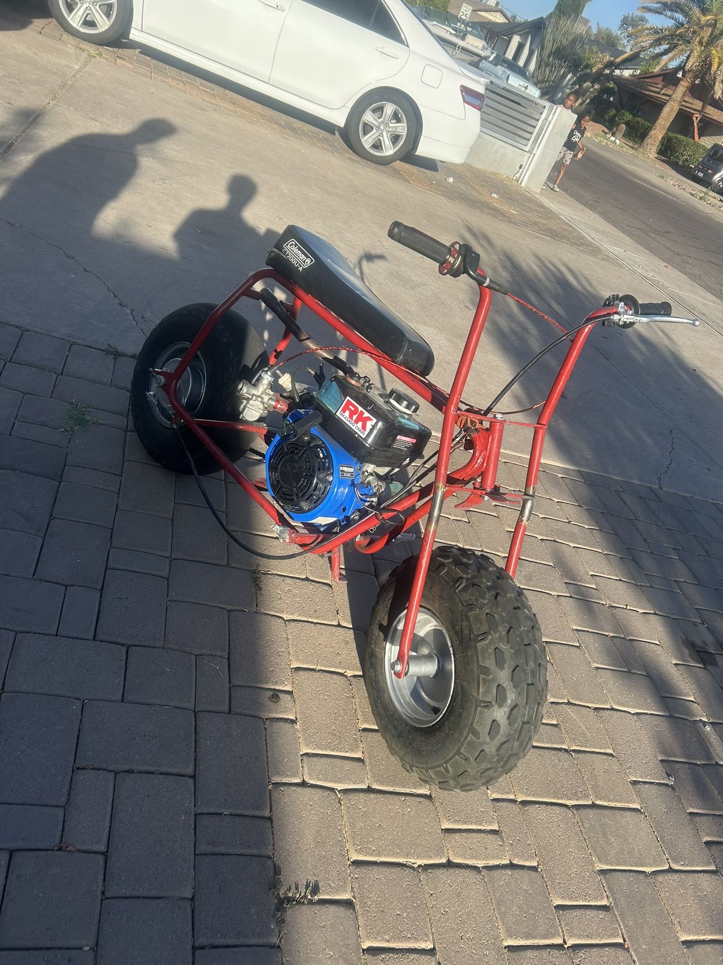 Ct-200U-a minibike