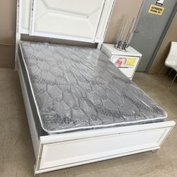 Queen Size Mattress Plush Firm 12 Inches Thick New From Factory Wrapped In Plastic Also Available: Twin, Full And King Same Day Delivery