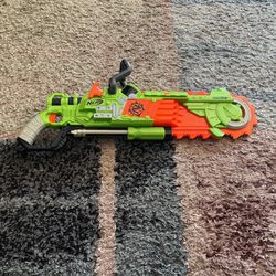 Nerf Gun Zombie strike Brainsaw Chainsaw