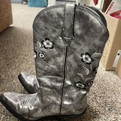 Woman’s cowboy boot