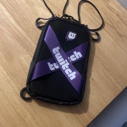 Twitch Crossover Bag