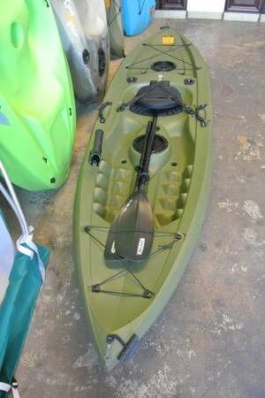 Lifetime Tamarack Angler 100 Fishing Kayak in Green