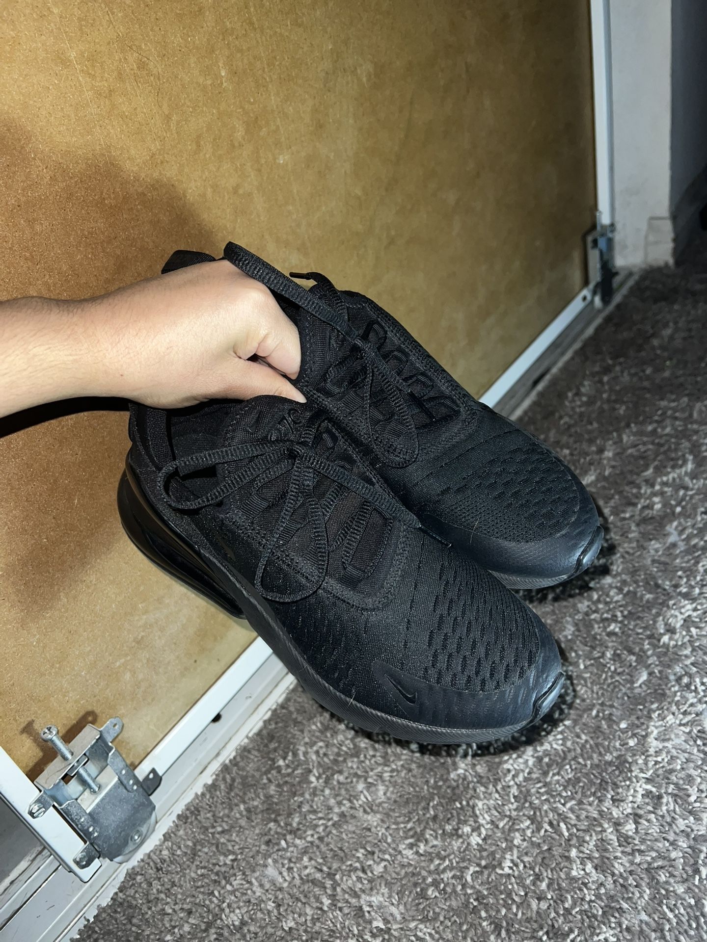 Nike Air Max 270