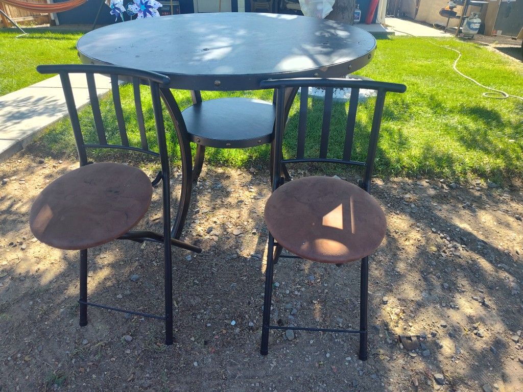 Table And 2 Bar Stools