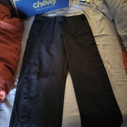 2 Women's Medium Petite Scrub Bottoms