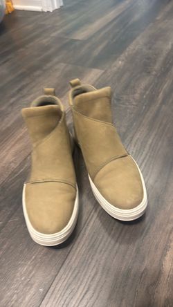 Timberlands women’s size 7.5