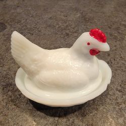 White Hen Dish