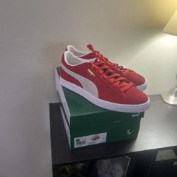 New Puma Mens Suede Shoe - Size 11