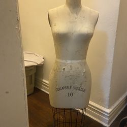 Dress form/ Mannequin Size 10 
