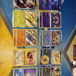 Lot Of 10 Holo Cards