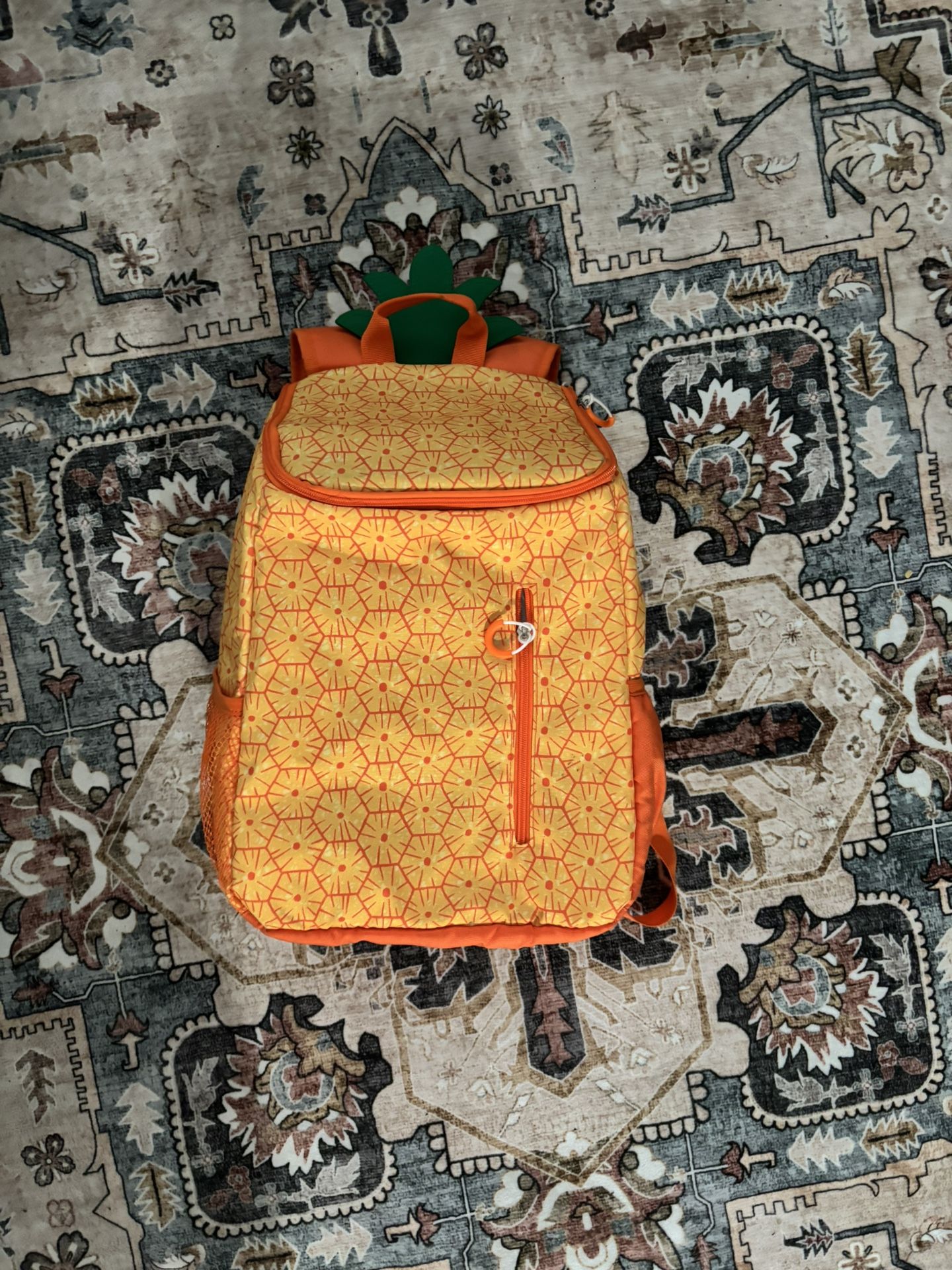 SUN SQUAD 20 Can Backpack Pineapple Cooler