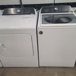 New Whirlpool Large Capacity 4.8cu Ft Top Load Washer With Removable Agitator And Gas Dryer Set 
