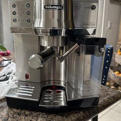 DeLonghi Automatic Cappuccino