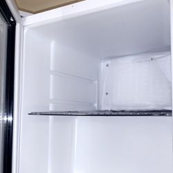 Whynter mini fridge 