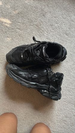 Runner Shoes