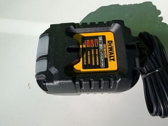 DEWALT CHARGER