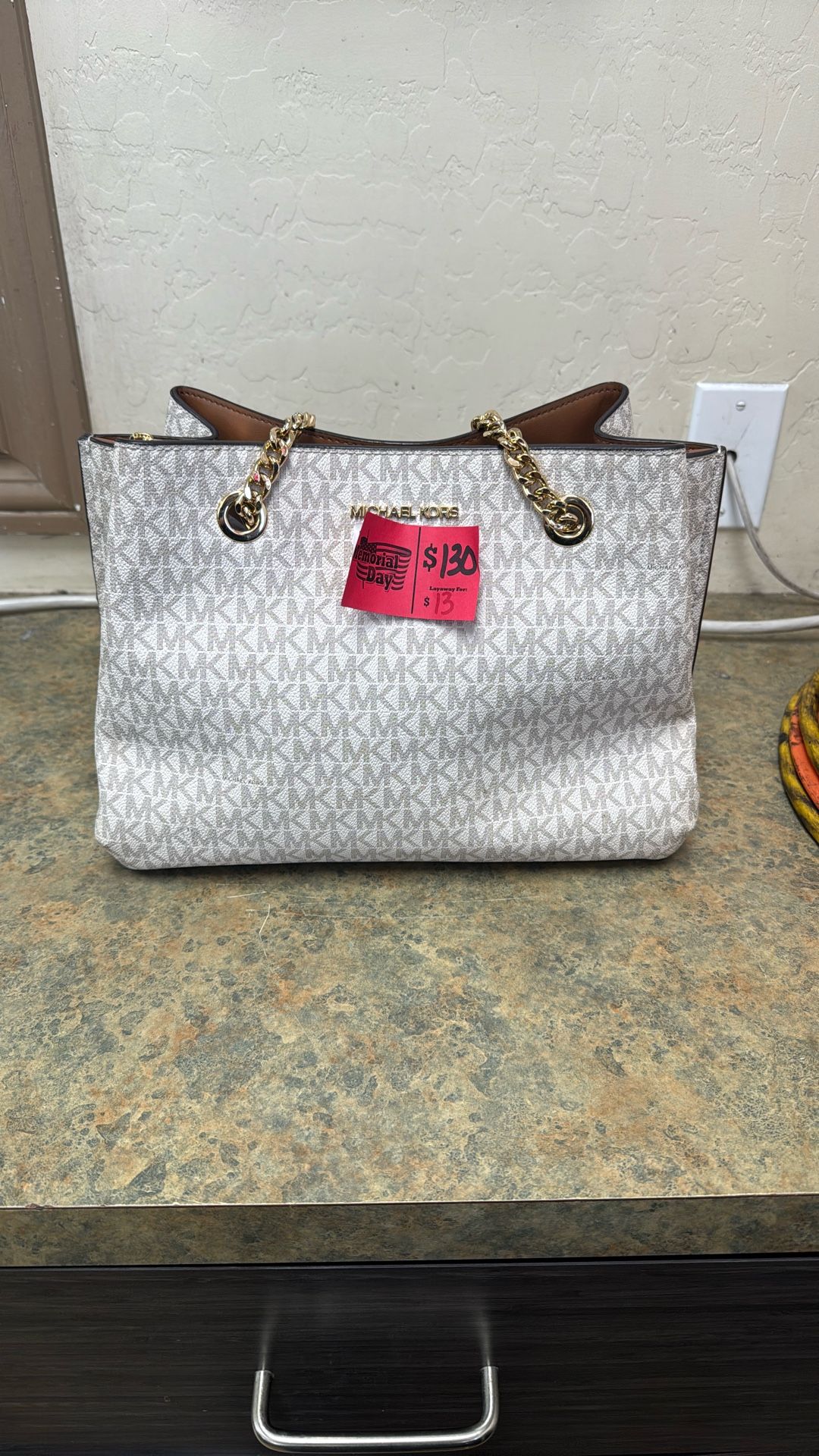Michael Kors Hand Bag/ Purse