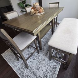 Dinning Room Table
