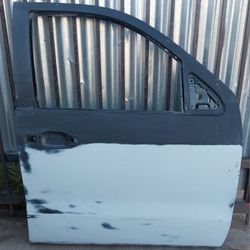 2014 2015 2016 2017 2018 CHEVY SILVERADO RIGHT FRONT PASSENGER DOOR