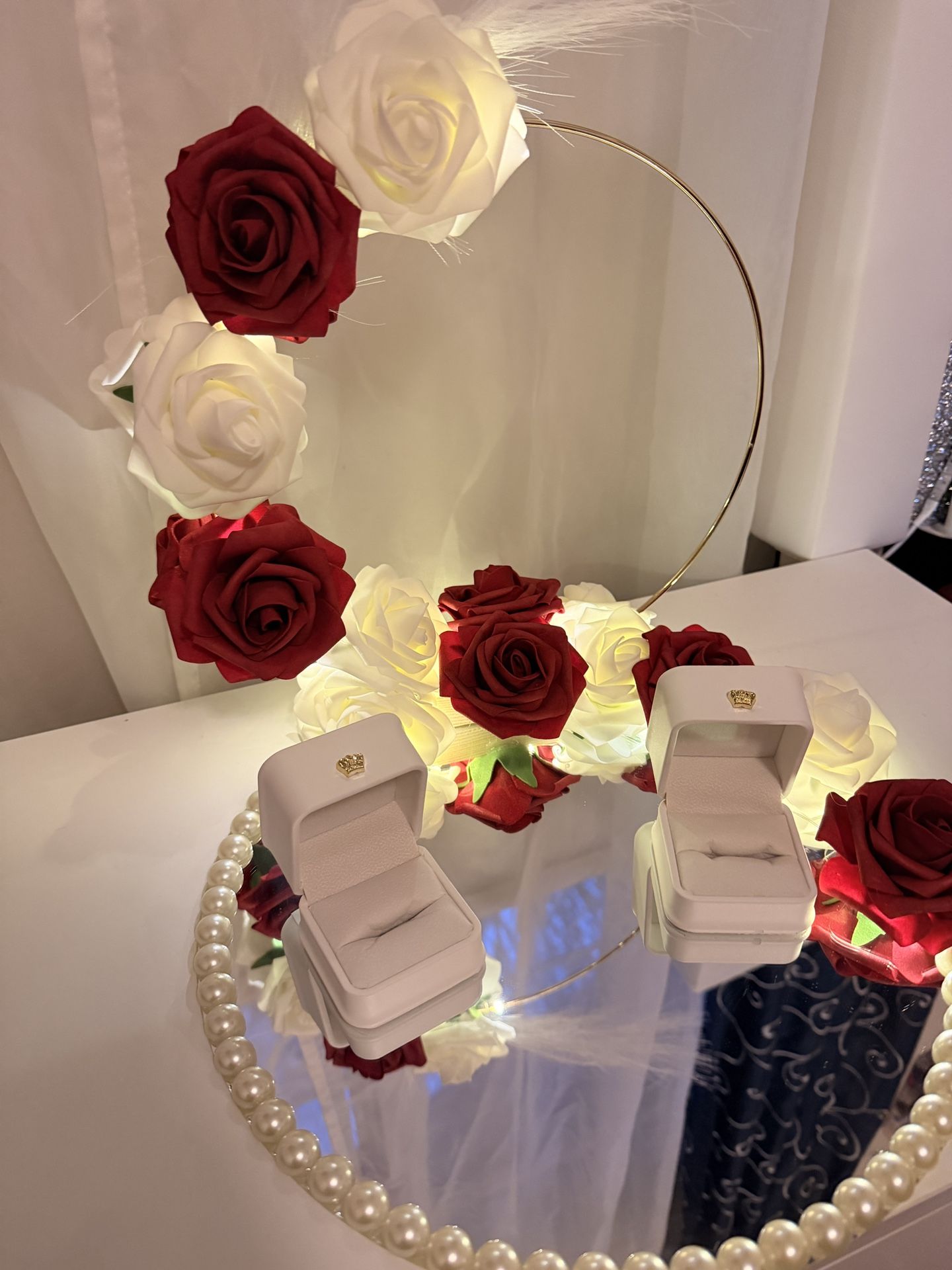 Engagement ring holders