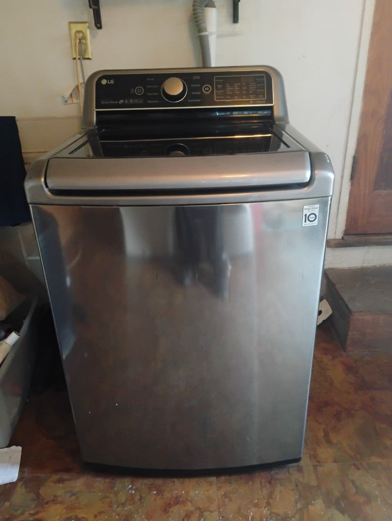 LG Washer And Dryer Wi-Fi Brand New Still Had Them For About 6 Months Works Wonderful