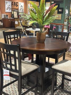 Oval Table / Counter Height Table/ 42-60” Dining Set/ Oval With Leaf Dining Set