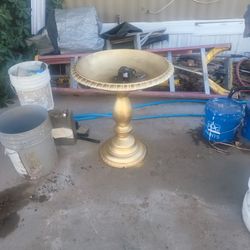 Wright Iron Bird Bath Fountain 