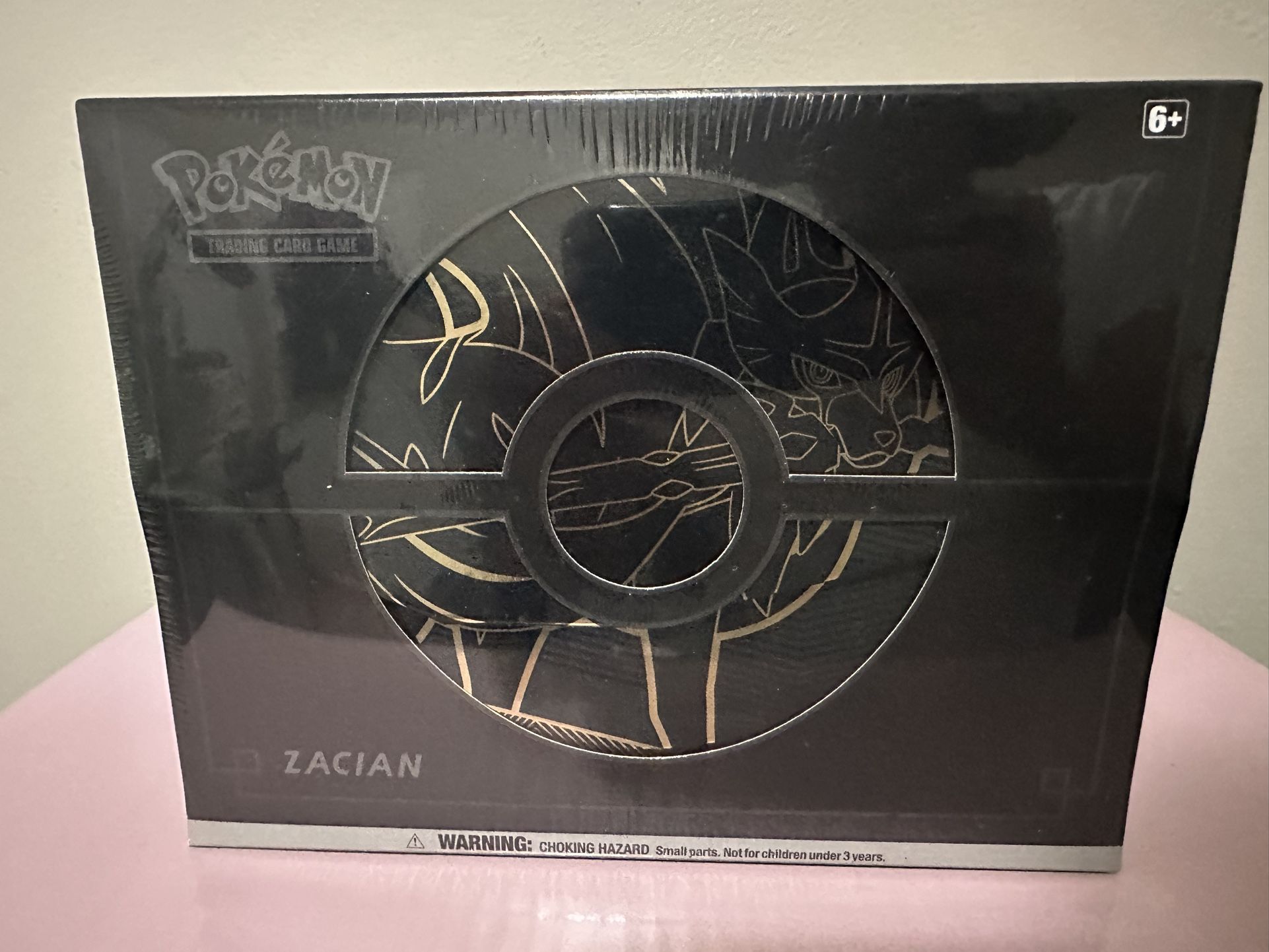 Pokemon Sword & Shield Elite Trainer Box Plus Zacian