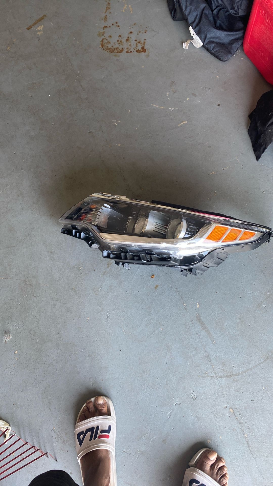 Kia 2018 Right Side $ 150