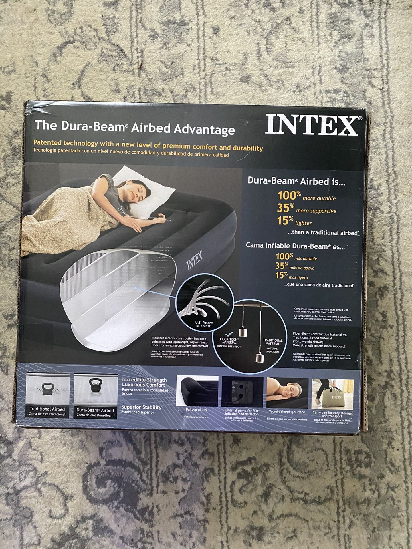 Queen air mattess with internal pump NEW