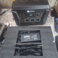Alpha•ess Portable Power Station