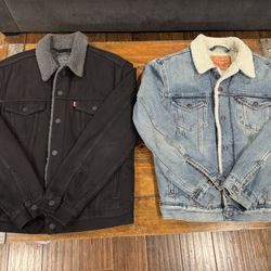 Levi's Jeans Type Sherpa Trucker Jacket Size small