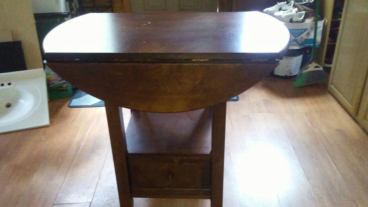 Foldable Table