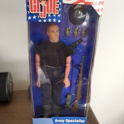 GI JOE ARMY SPECIALIST, new, 12 IN FROM 90S