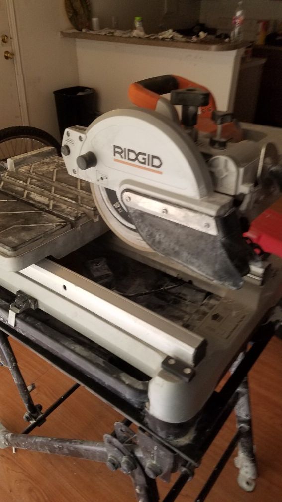 RIDGID 10 inch tile saw for Sale in Arlington, TX OfferUp