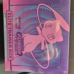 Fusion Strike Elite Trainer Box 