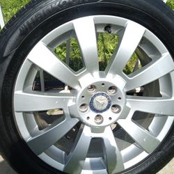 19" Mercedes Benz GLK Wheels And Tires 